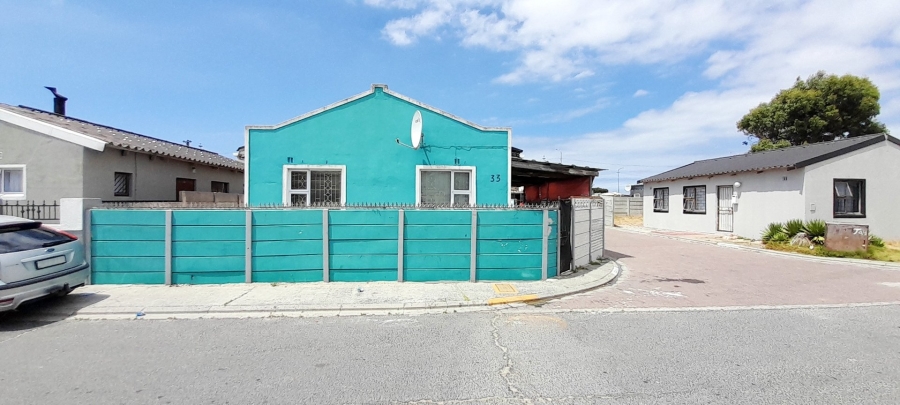 2 Bedroom Property for Sale in Lentegeur Western Cape